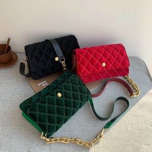 Women shoulder bag